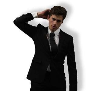 Meet your Posher, Logan